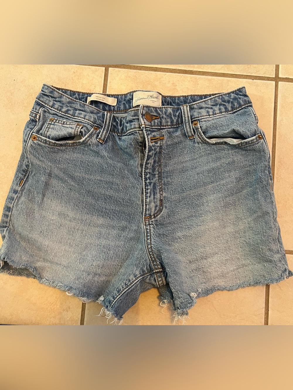Universal Thread - Vintage Midi Jean Shorts - Size 8/29R